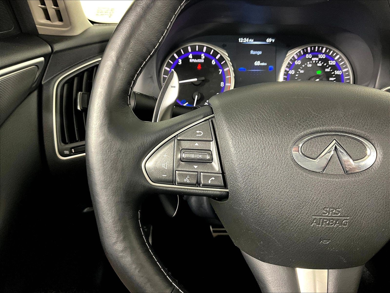 Used 2014 INFINITI Q50 Hybrid AWD w/ Navigation Package image 8