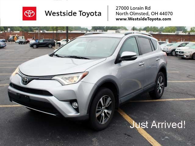 Used 2017 Toyota RAV4 XLE AWD/4WD image 1
