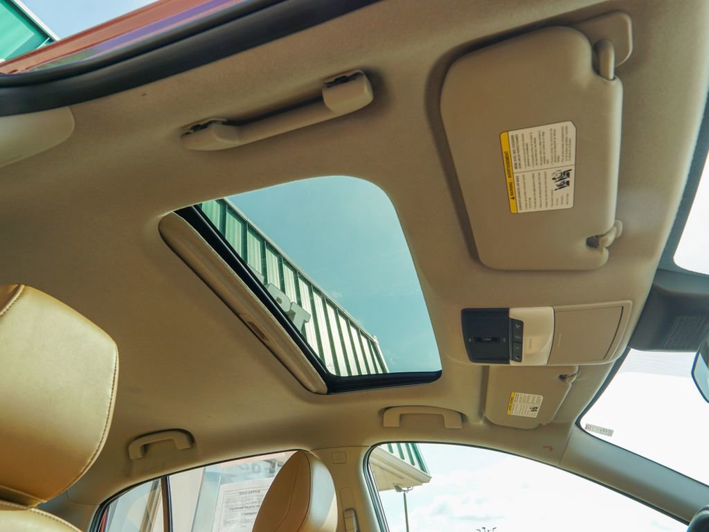 Used 2024 Nissan Sentra SV w/ SV Premium Package FWD image 27