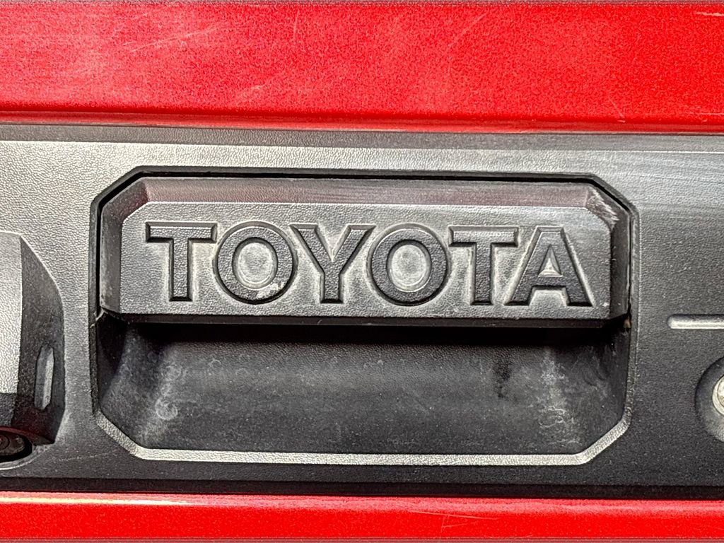 Used 2015 Toyota Tundra SR5 image 23