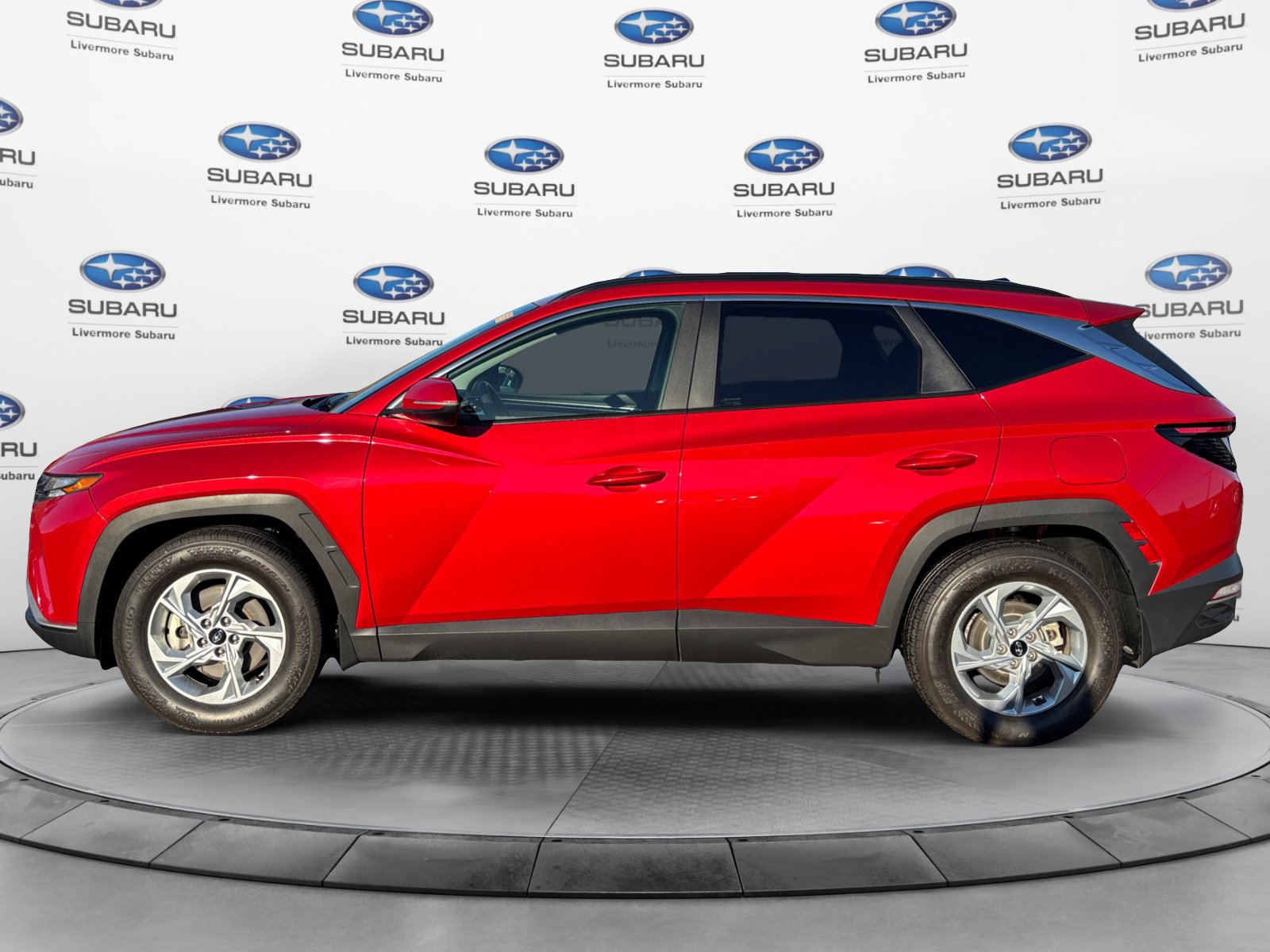 Used 2023 Hyundai Tucson SEL FWD image 3