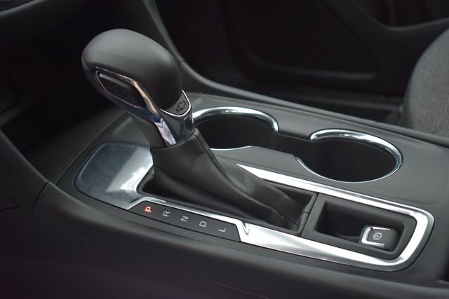 Certified 2024 Chevrolet Equinox LT w/ LPO, Floor Liner Package image 26