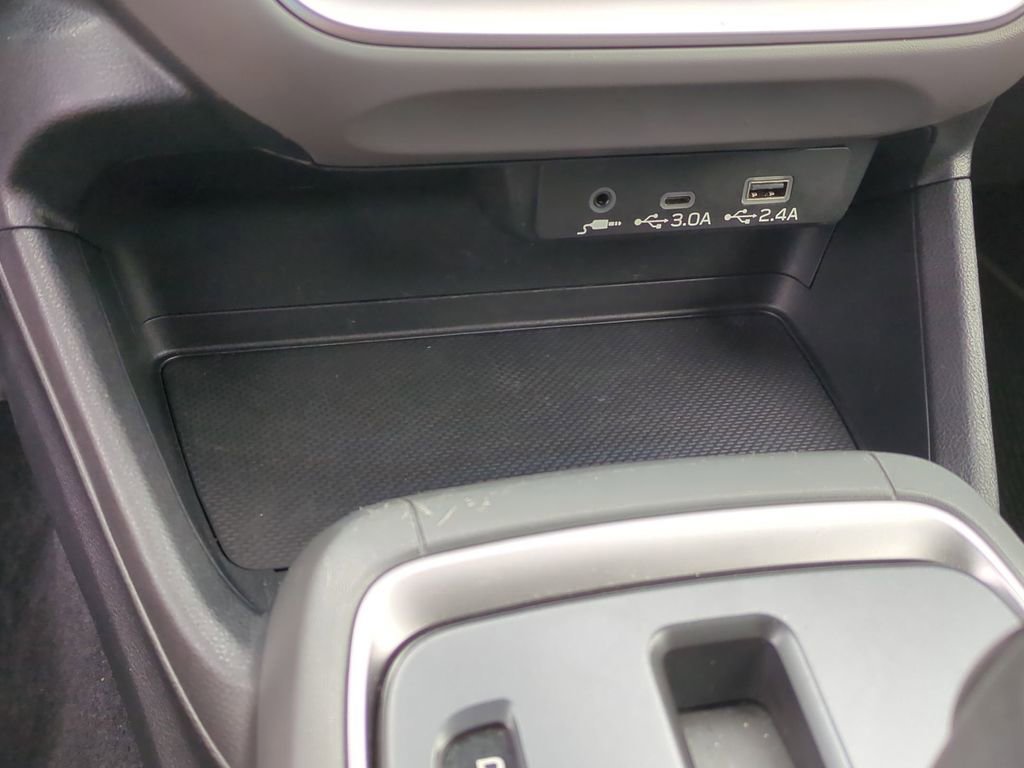 Used 2025 Subaru Crosstrek 2.0i Premium AWD/4WD image 18