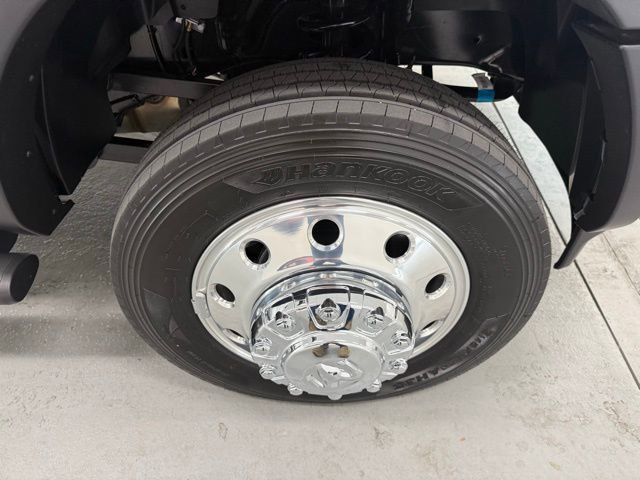 New 2026 RAM 5500 Tradesman w/ Chrome Appearance Group image 4