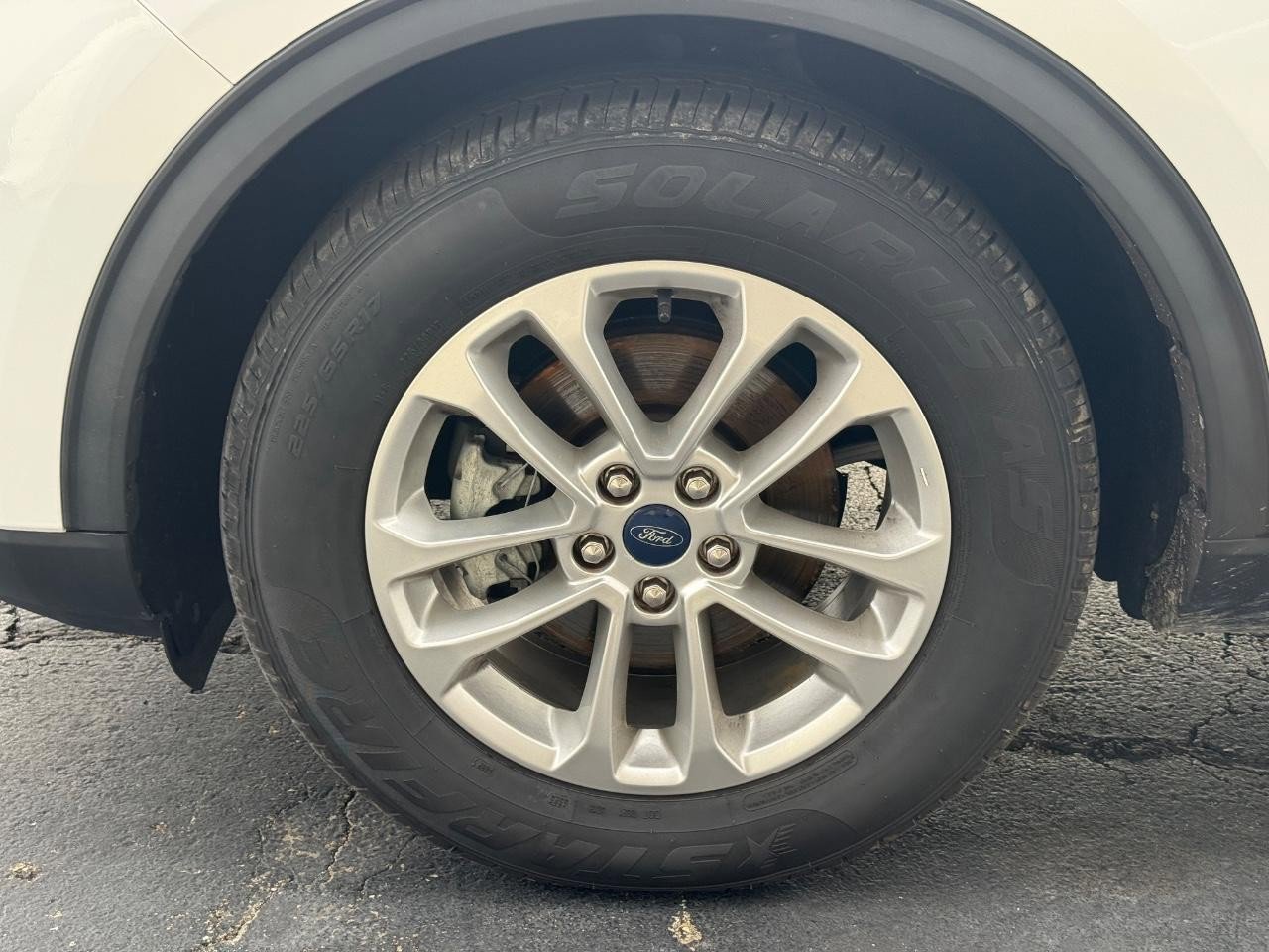 Used 2022 Ford Escape SE image 7