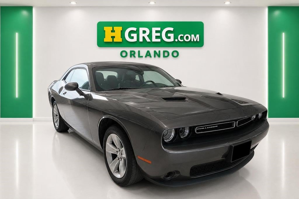Used 2023 Dodge Challenger SXT RWD image 4