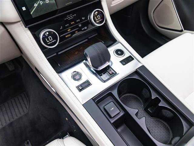 New 2026 Jaguar F-PACE R-Dynamic S AWD/4WD image 27