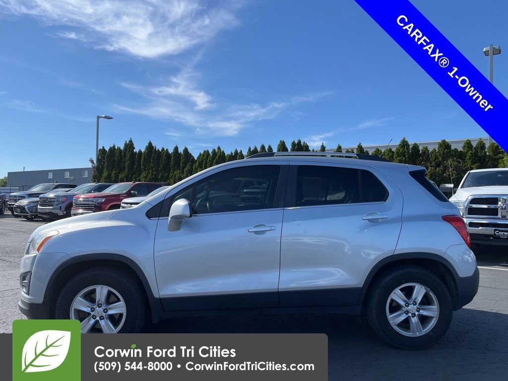 Used 2016 Chevrolet Trax LT w/ LT Convenience Package AWD/4WD image 7