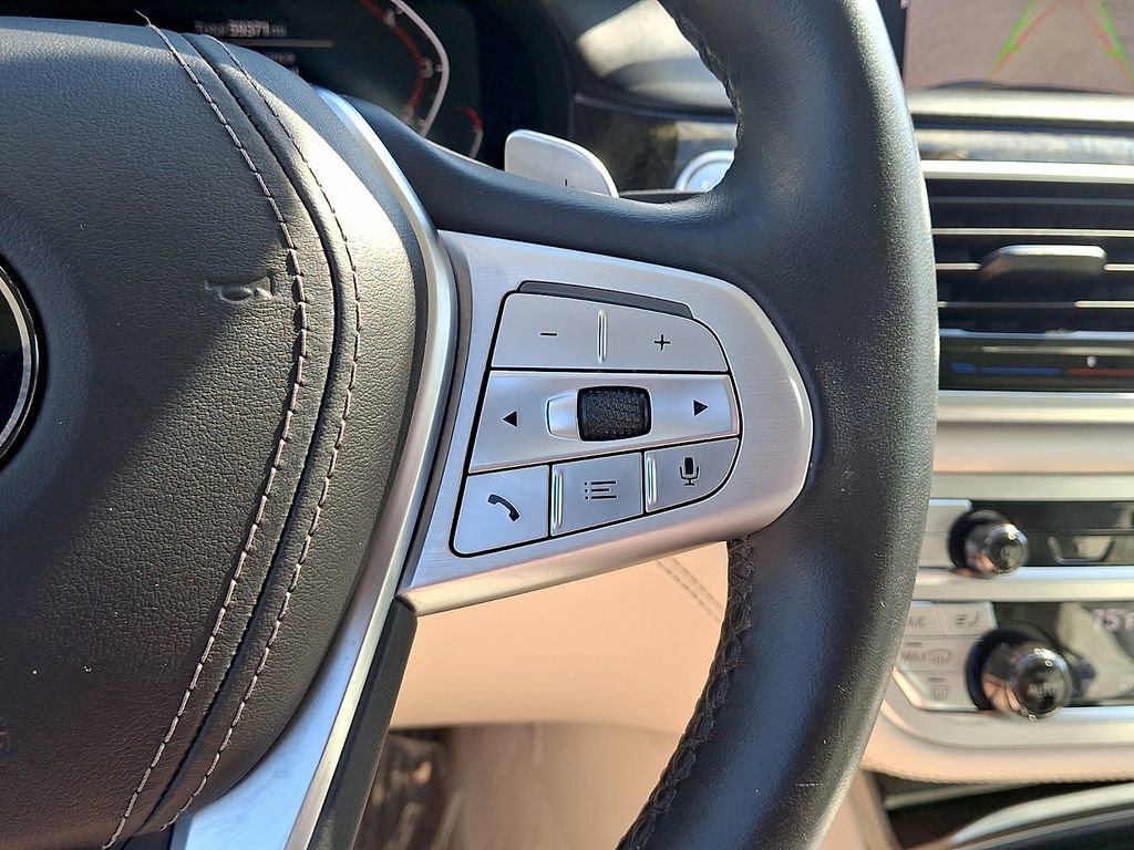 Used 2020 BMW 750i xDrive w/ Autobahn Package AWD/4WD image 22