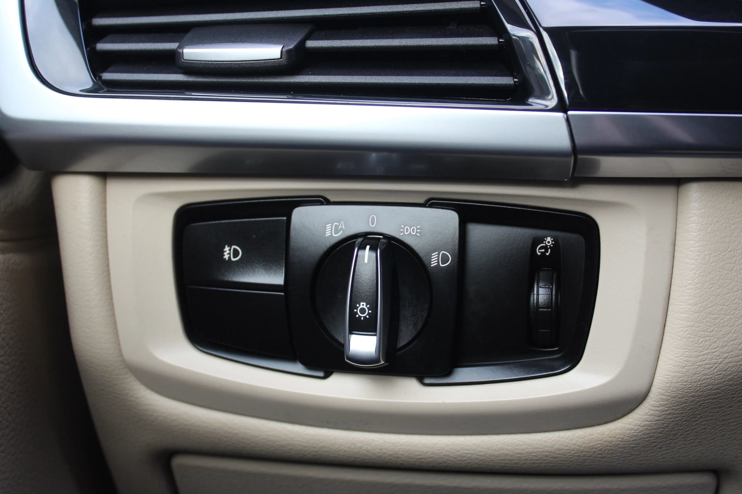 Used 2016 BMW X5 xDrive50i image 27