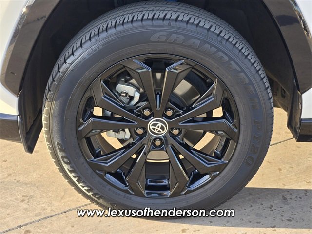 Used 2022 Toyota RAV4 XSE image 9