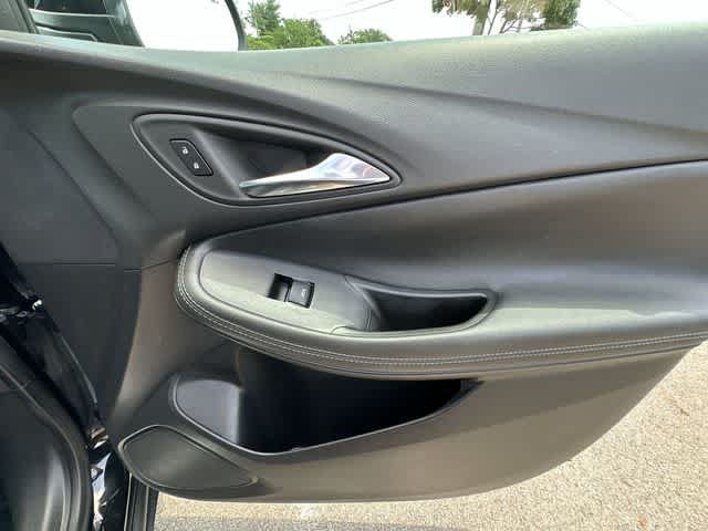 Used 2023 Buick Encore GX Essence w/ Experience Buick Package AWD/4WD image 22
