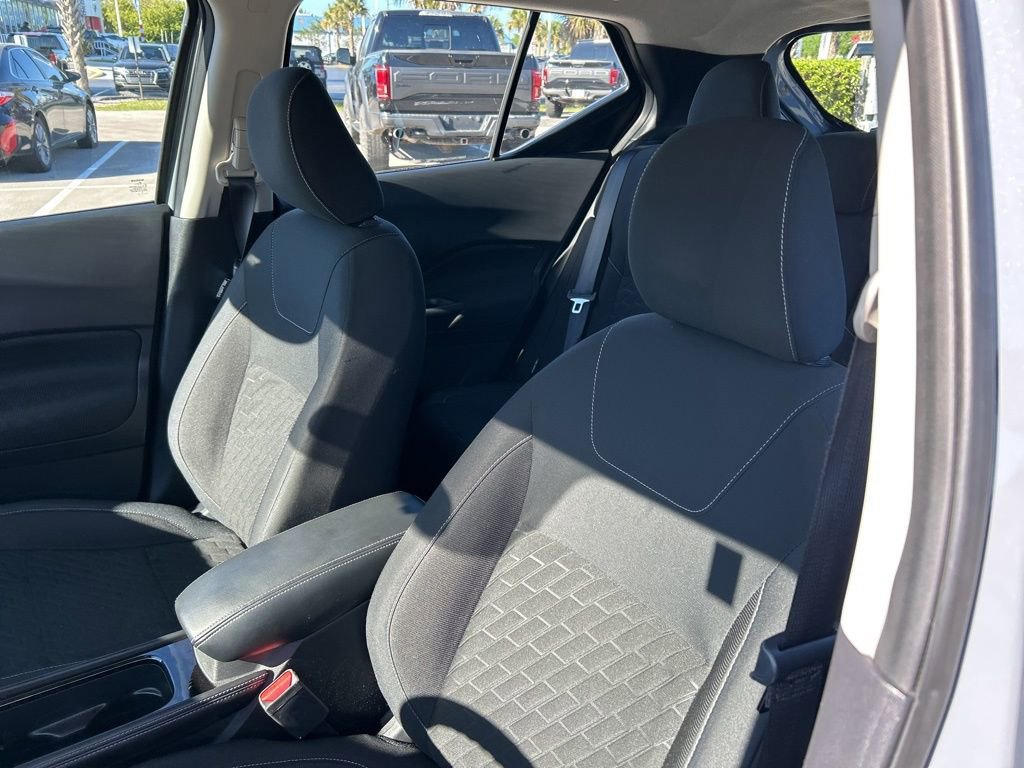 Used 2022 Nissan Kicks SV image 20