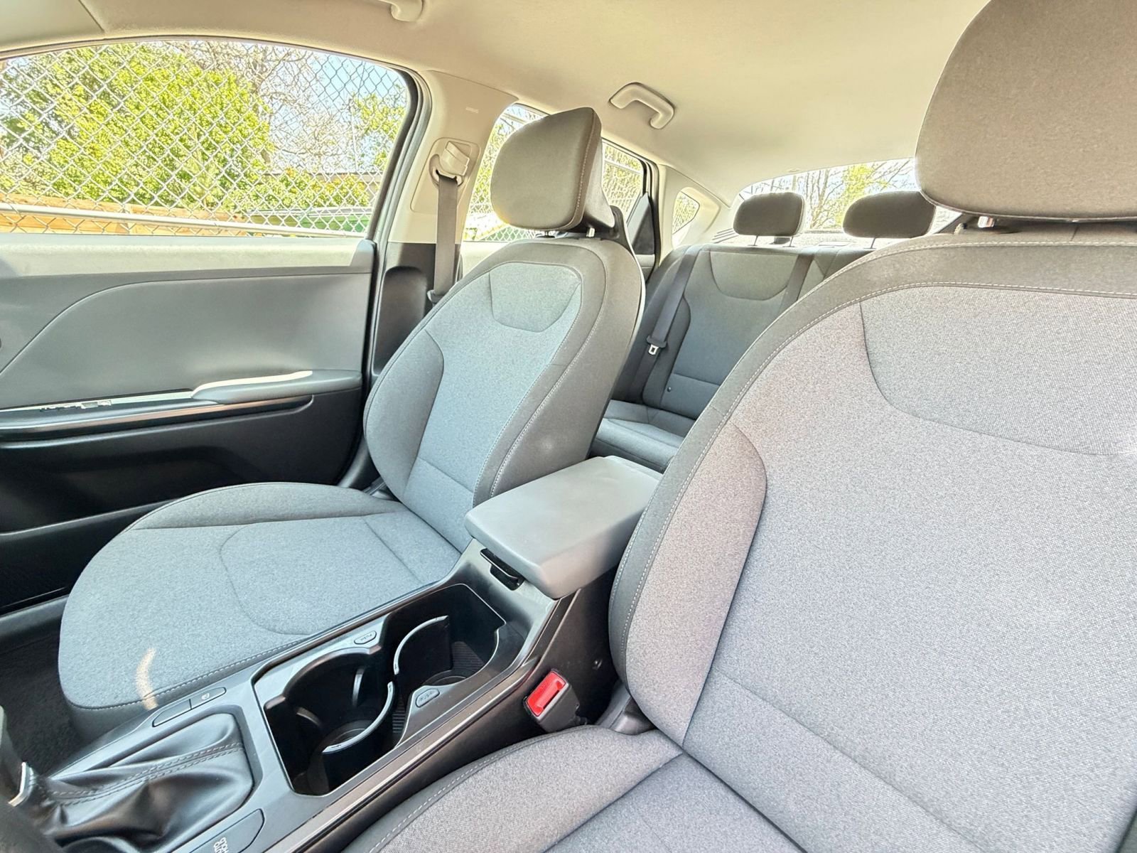 Used 2025 Kia K4 FWD image 34