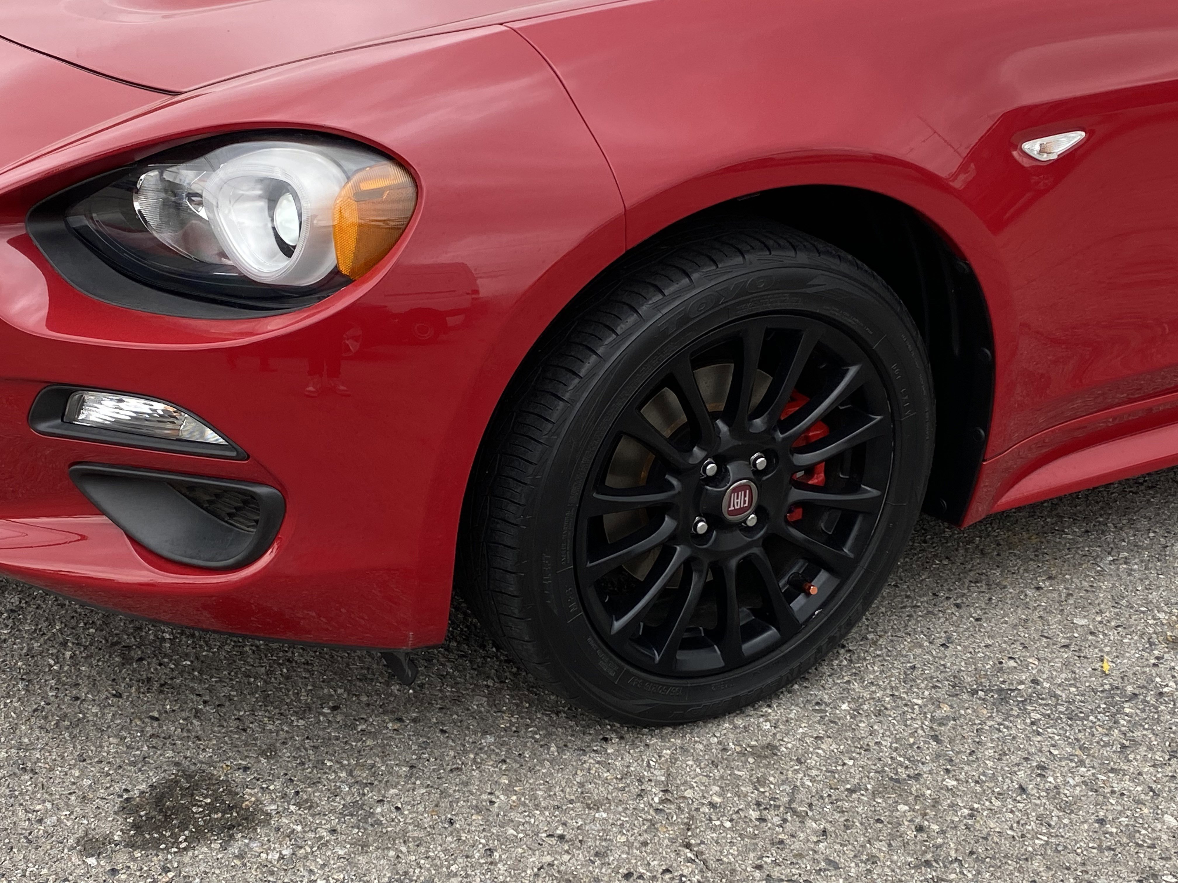 Used 2018 FIAT 124 Spider Classica w/ Technology & Siriusxm Group image 17