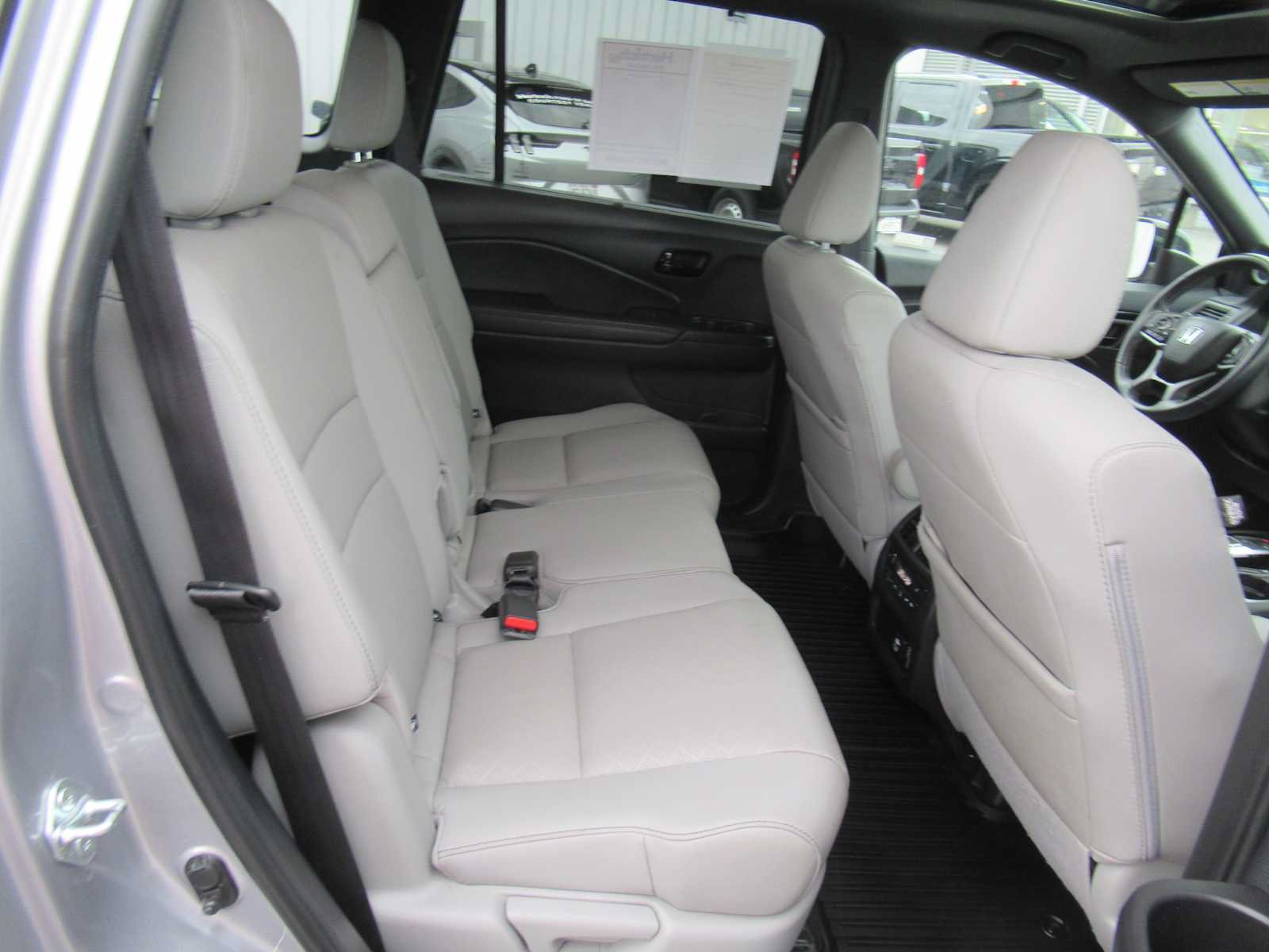 Used 2022 Honda Passport Elite image 23
