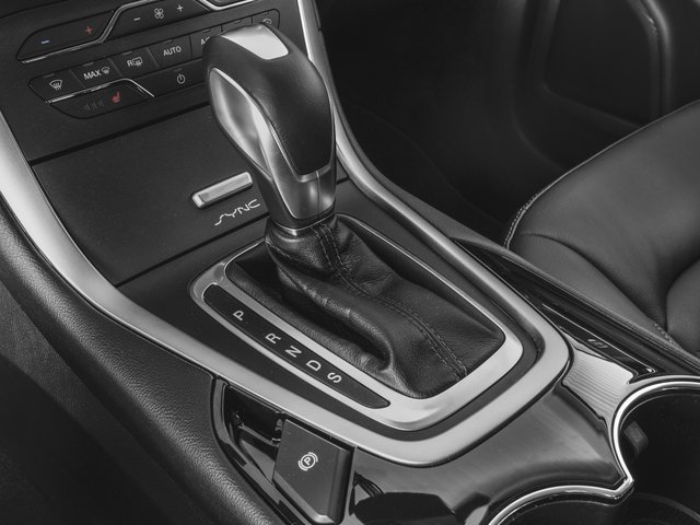 Used 2016 Ford Edge SE FWD image 13