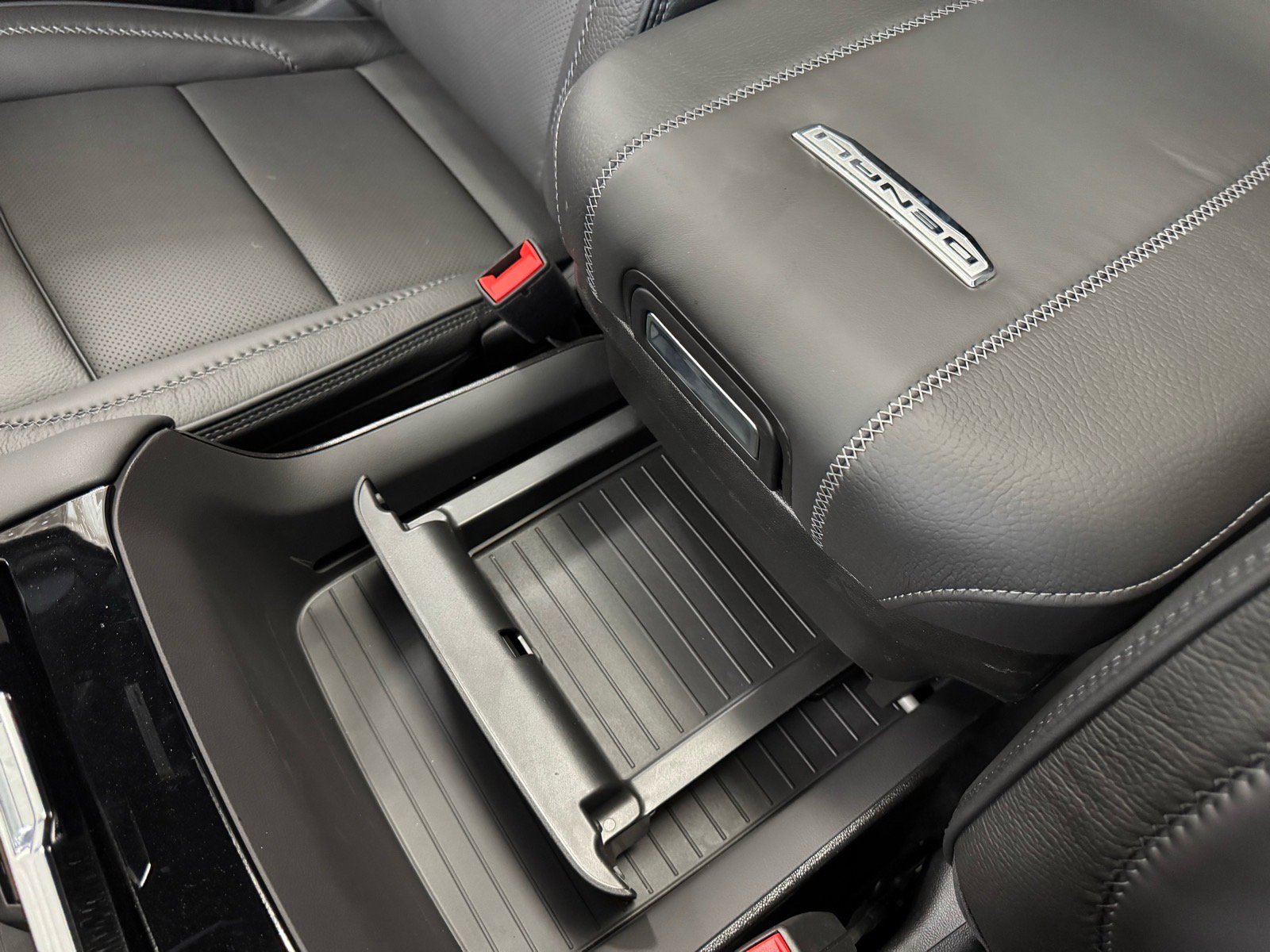 New 2026 GMC Yukon XL Denali image 28