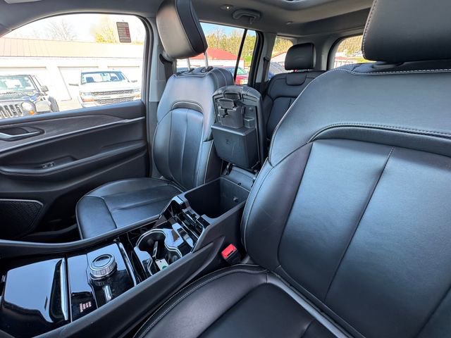 Used 2023 Jeep Grand Cherokee Limited w/ Black Appearance Package AWD/4WD image 46