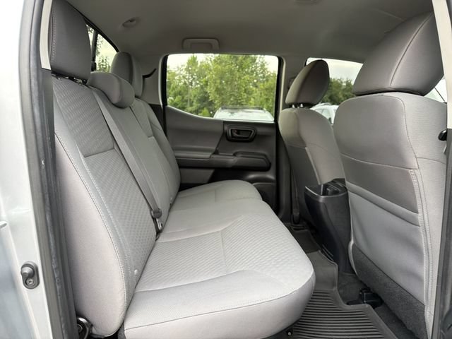 Used 2022 Toyota Tacoma SR AWD/4WD image 13