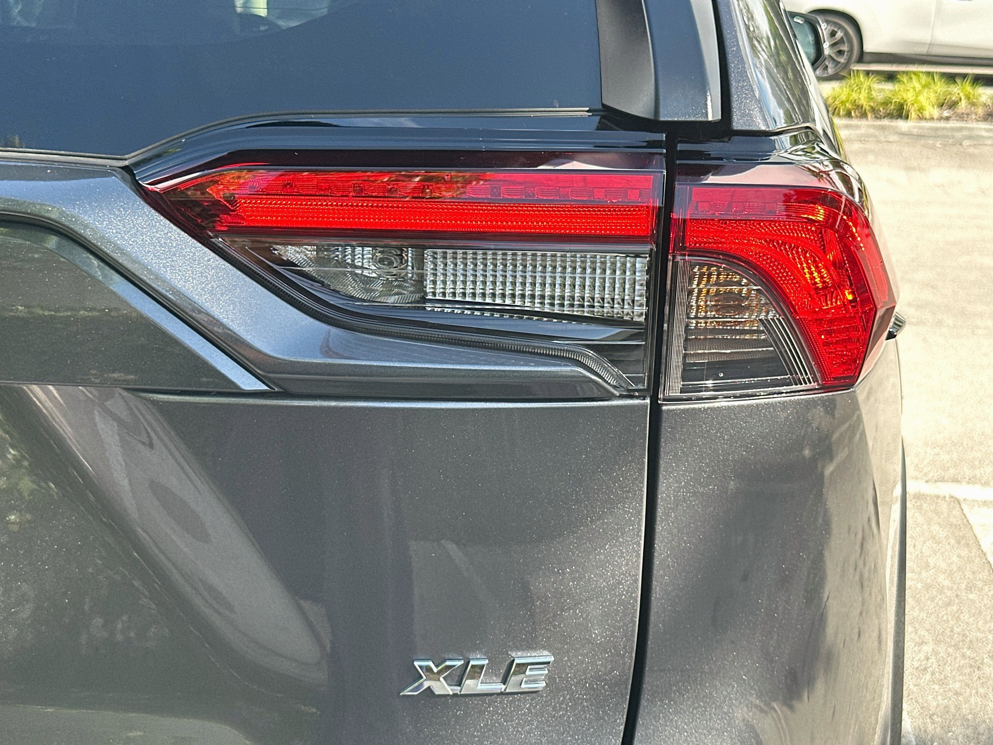 Used 2025 Toyota RAV4 XLE Premium FWD image 29