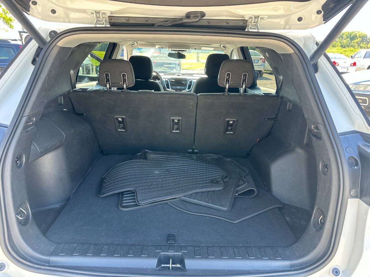 Used 2019 Chevrolet Equinox LT AWD/4WD image 14