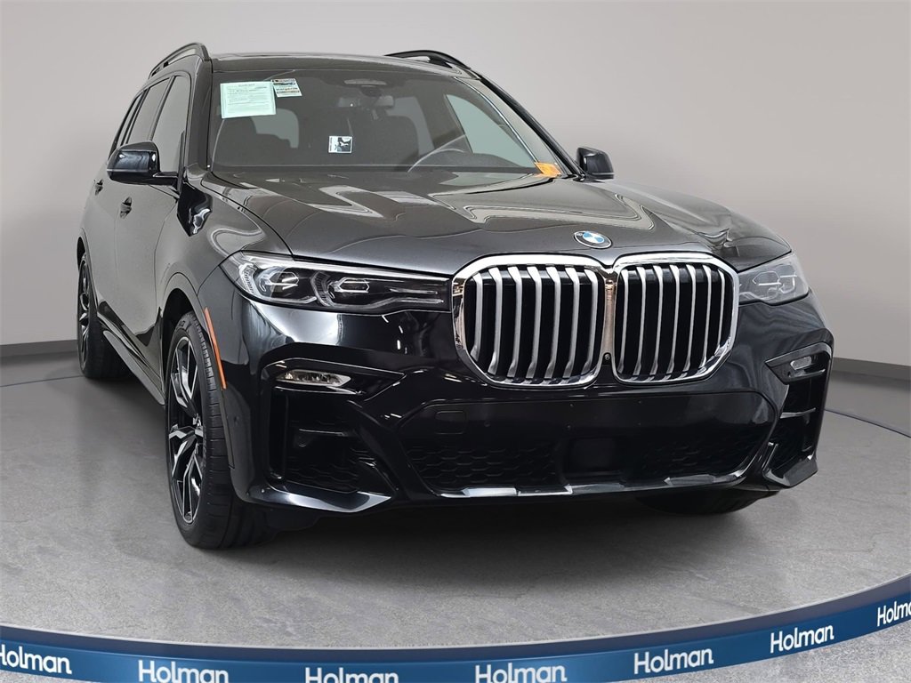Used 2019 BMW X7 xDrive50i w/ M Sport Package image 3