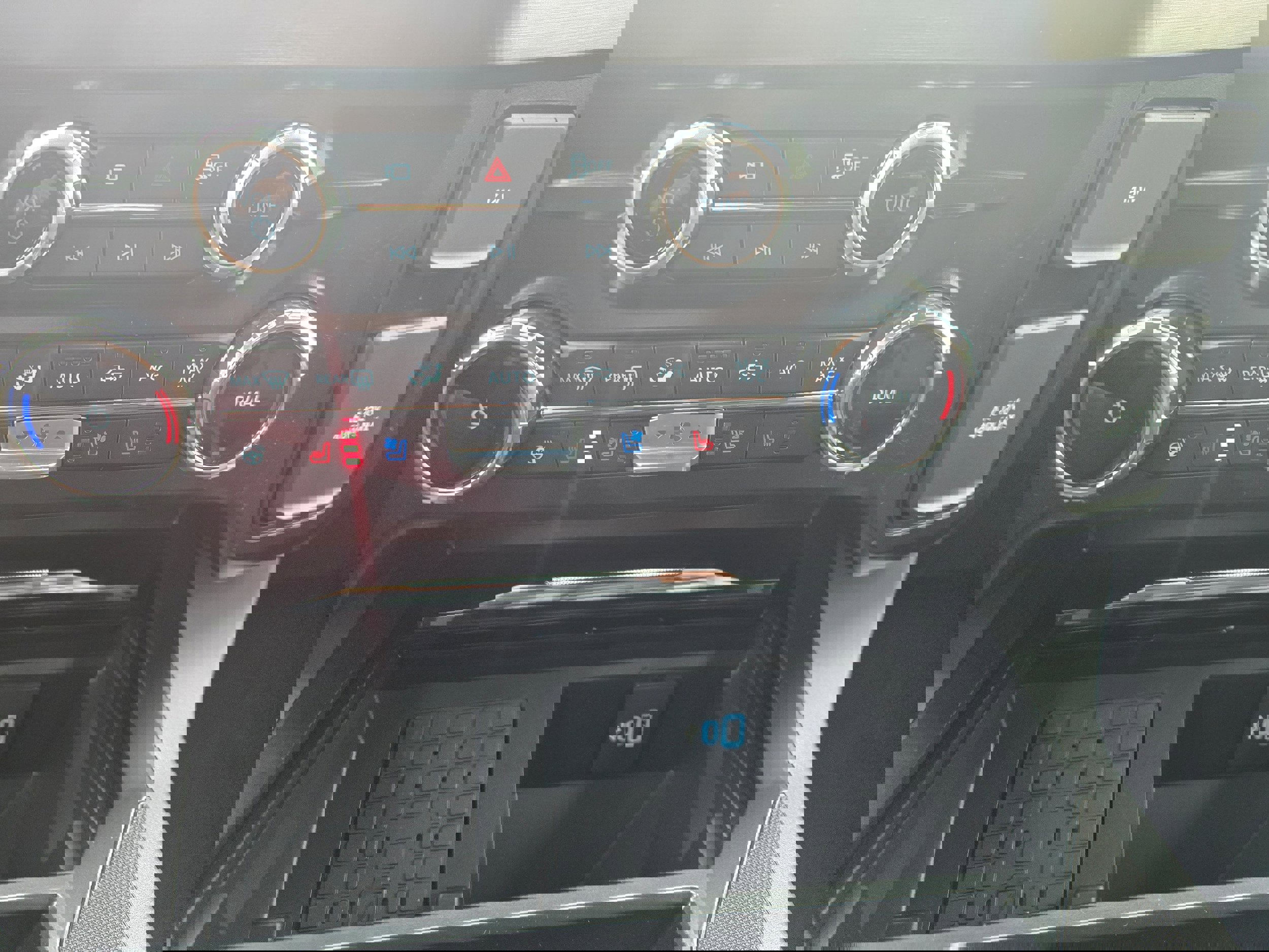 New 2026 Ford F350 Lariat image 22