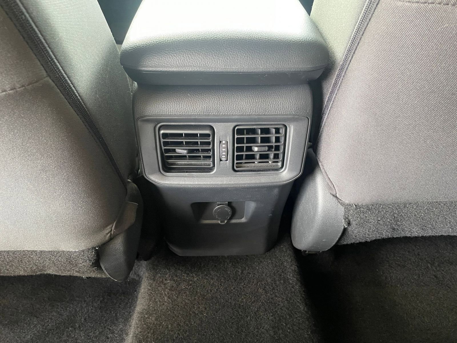 Used 2025 Toyota RAV4 LE image 23