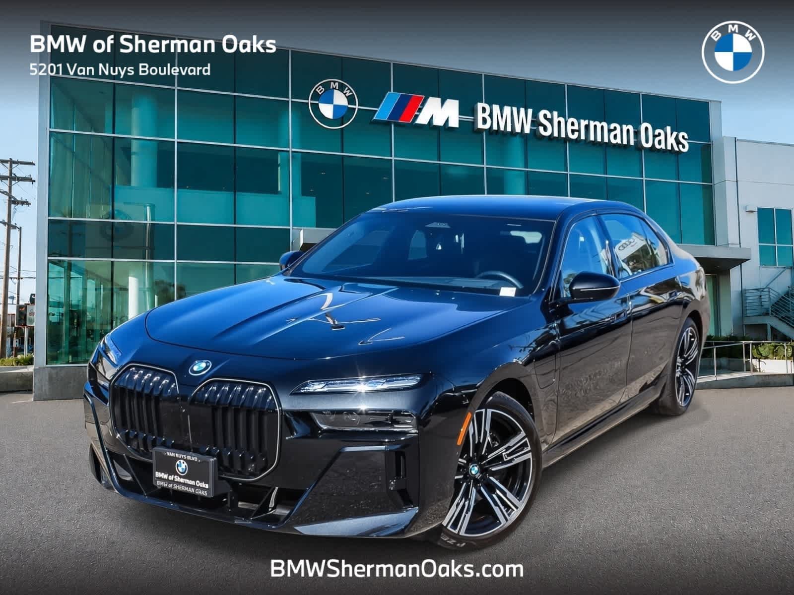 Used 2026 BMW 750e xDrive w/ Executive Package