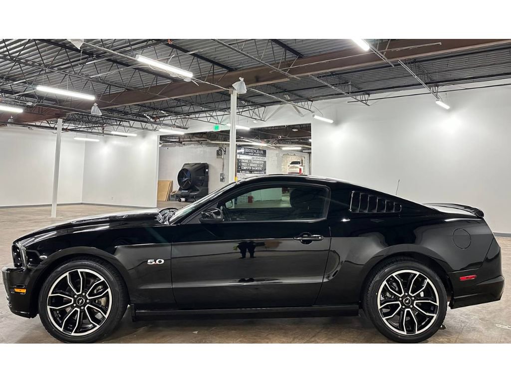 Used 2014 Ford Mustang GT w/ Equipment Group 301A RWD image 8