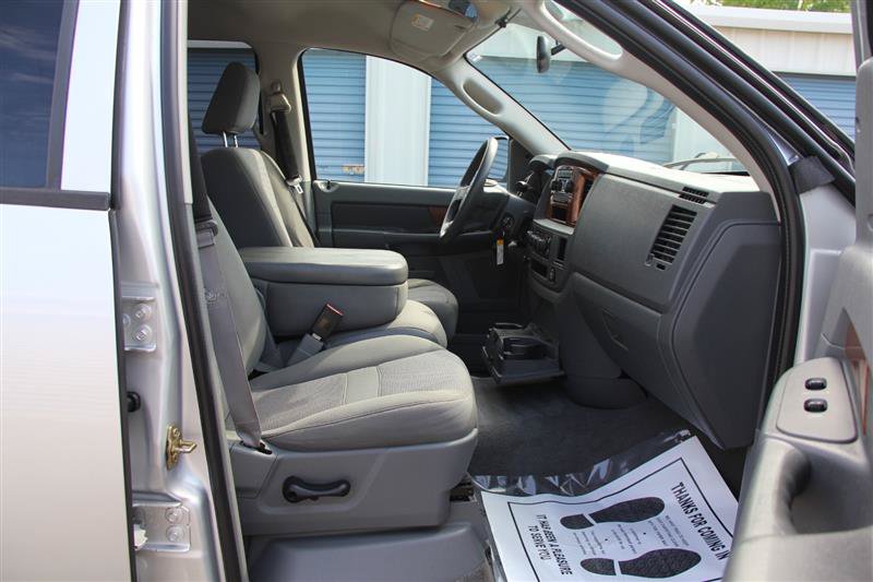 Used 2006 Dodge Ram 1500 Truck SLT AWD/4WD image 18