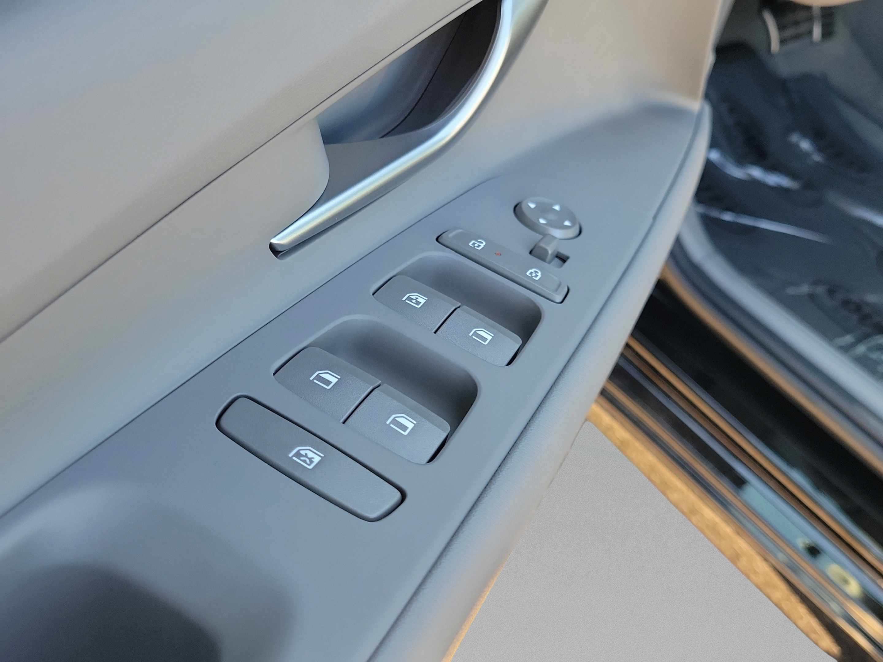 New 2026 Hyundai Elantra SEL FWD image 14