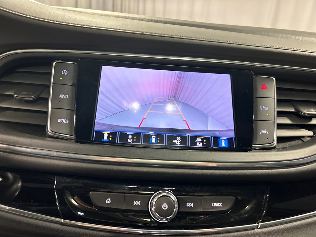 Used 2024 Buick Enclave Avenir w/ Avenir Technology Package image 18