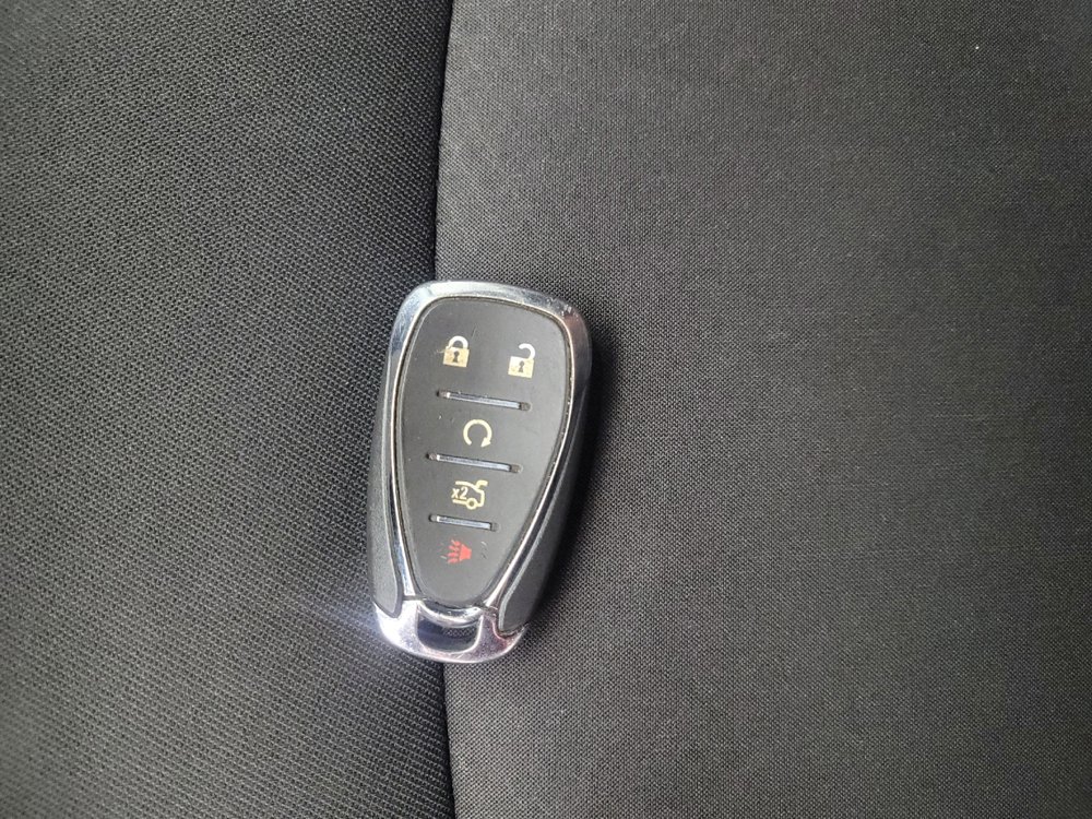 Used 2024 Chevrolet Malibu LT FWD image 32