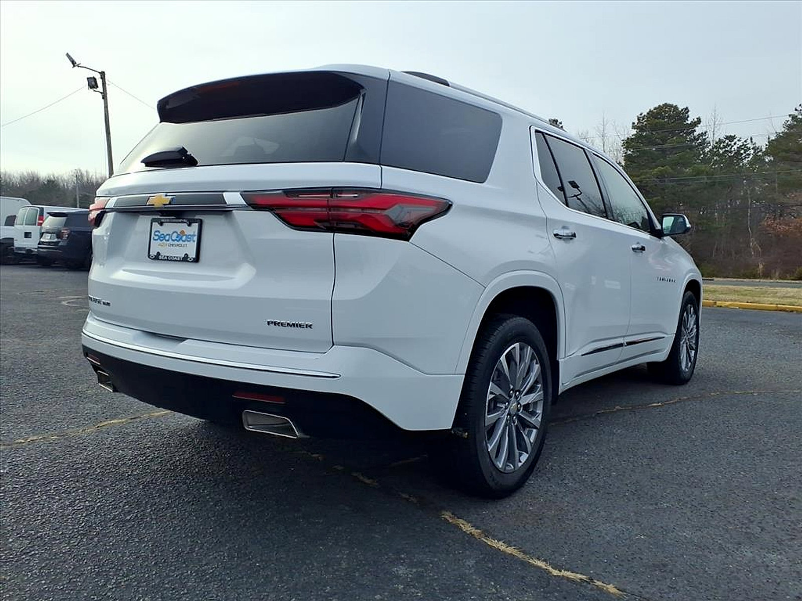 Certified 2023 Chevrolet Traverse Premier w/ LPO, Floor Liner Package image 6