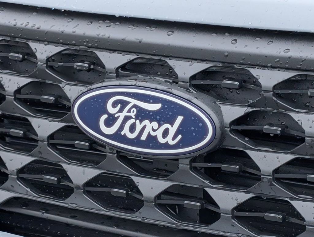 New 2026 Ford Maverick XL w/ Equipment Group 101A image 11