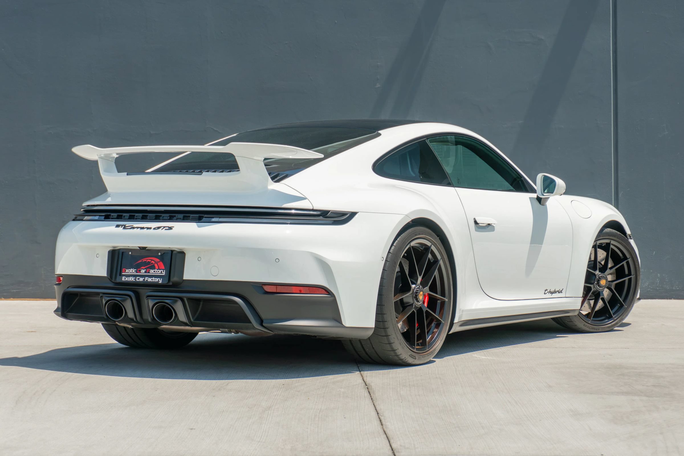 Used 2026 Porsche 911 GTS image 7