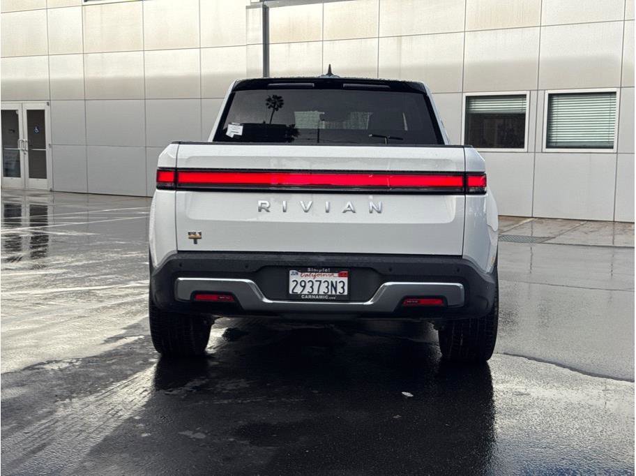 Used 2022 Rivian R1T Launch Edition image 6
