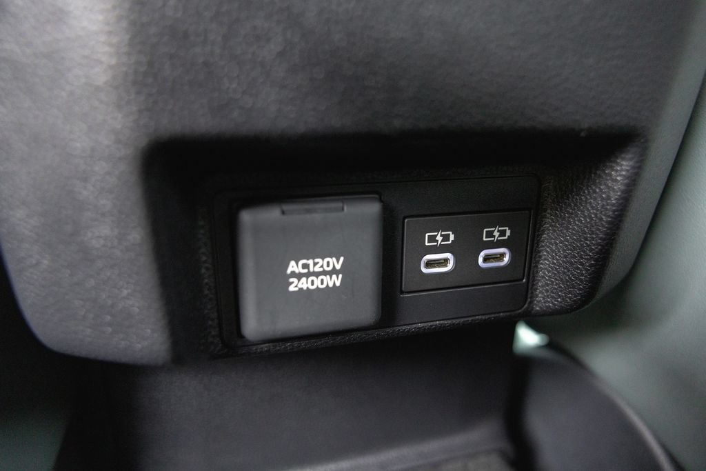 Certified 2025 Toyota Tacoma 4x4 Double Cab Hybrid image 32
