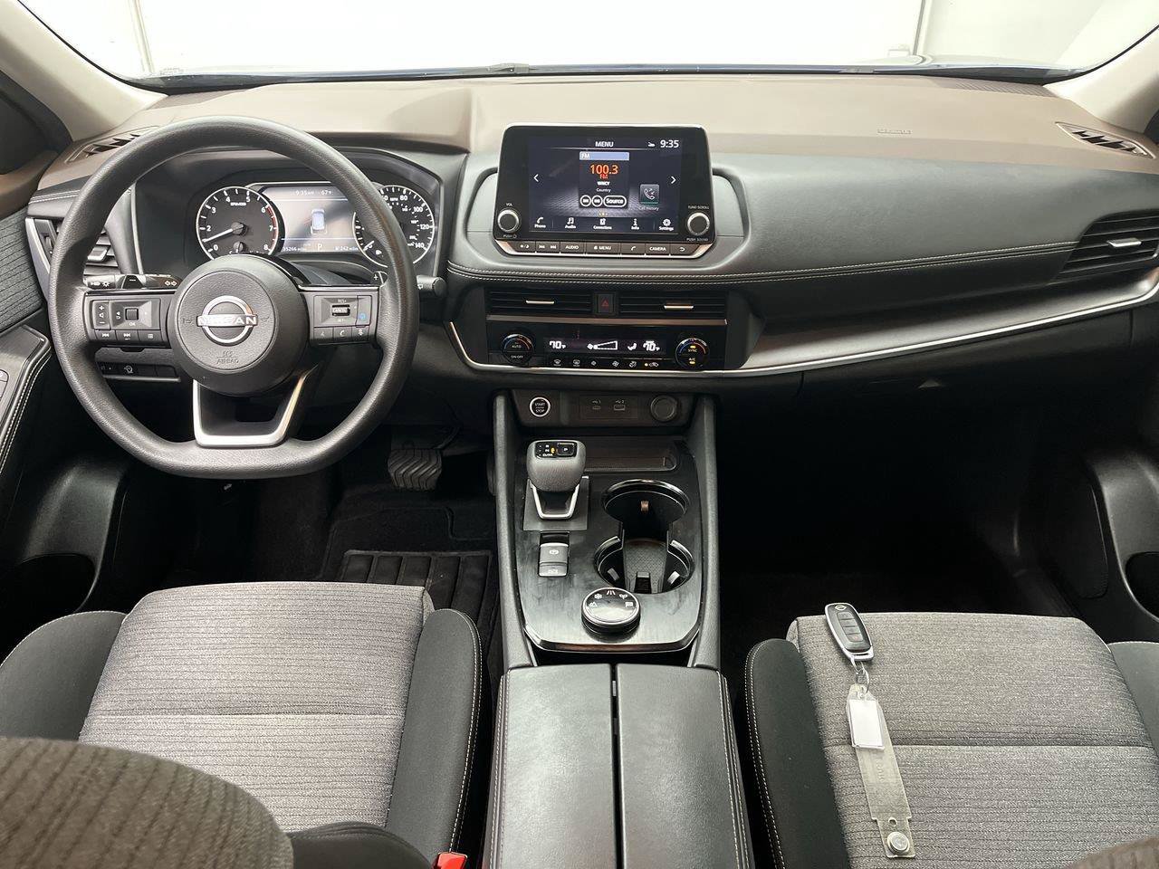 Used 2023 Nissan Rogue SV AWD/4WD image 4