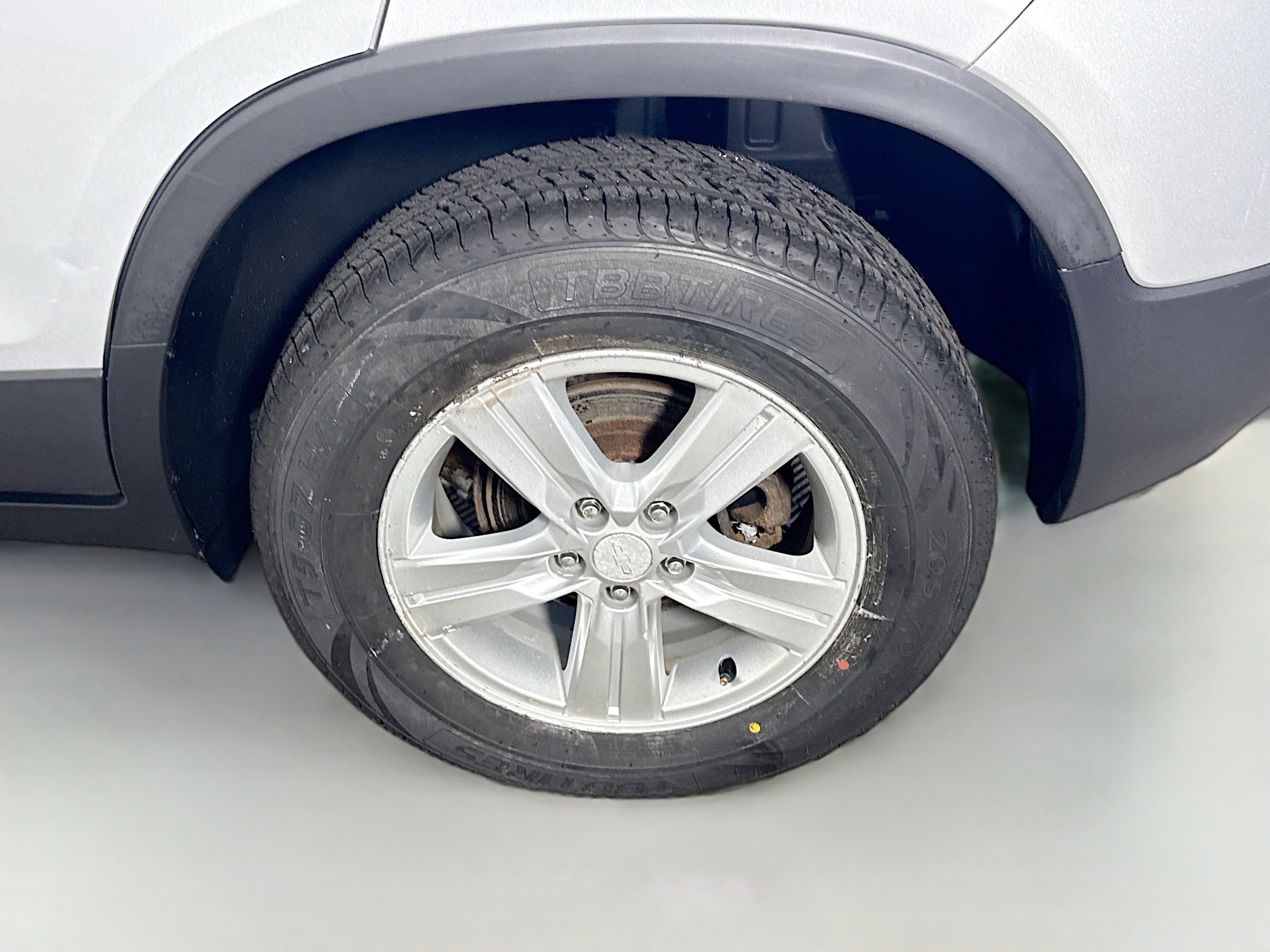 Used 2016 Chevrolet Trax LT w/ LT Sun and Sound Package image 36