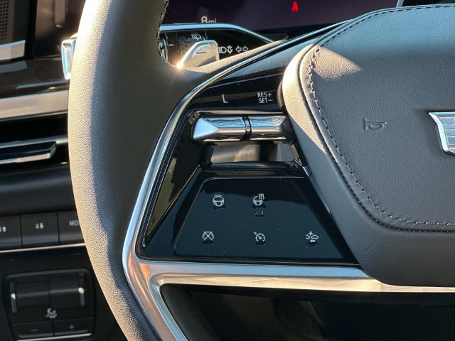 New 2027 Cadillac Escalade ESV Platinum Sport w/ LPO, ONYX Package AWD/4WD image 7