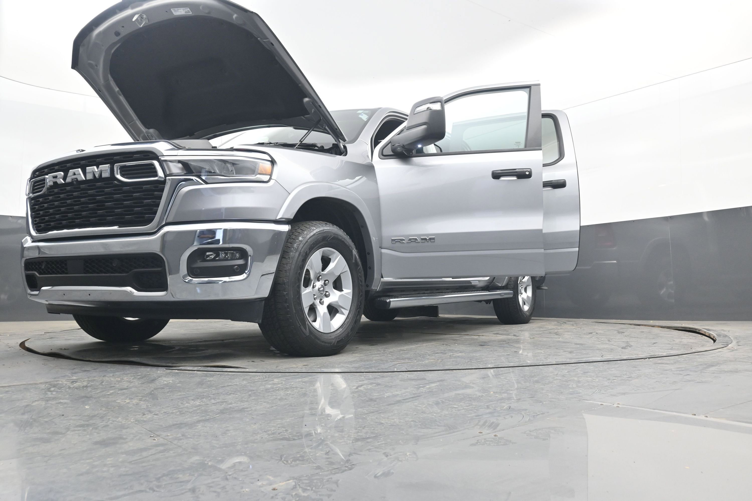 Used 2025 RAM 1500 Big Horn image 42