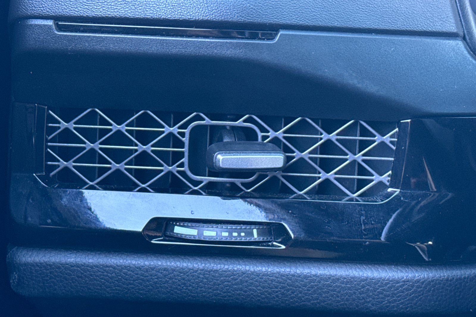 Used 2024 Honda Accord Sport image 28