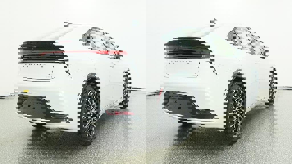 New 2026 Toyota Prius XLE FWD image 2