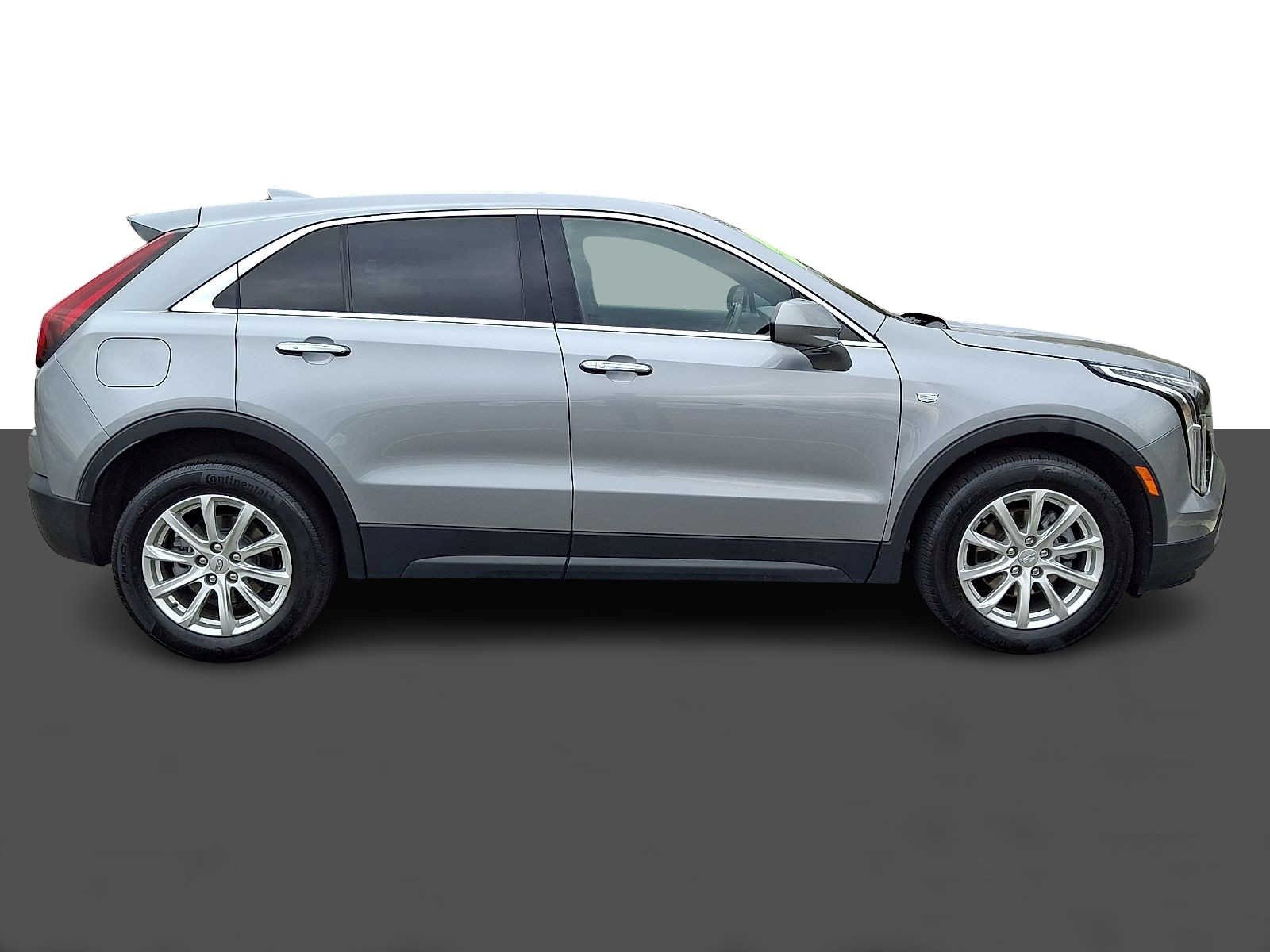 Certified 2023 Cadillac XT4 Luxury w/ Cold Weather Package AWD/4WD image 7