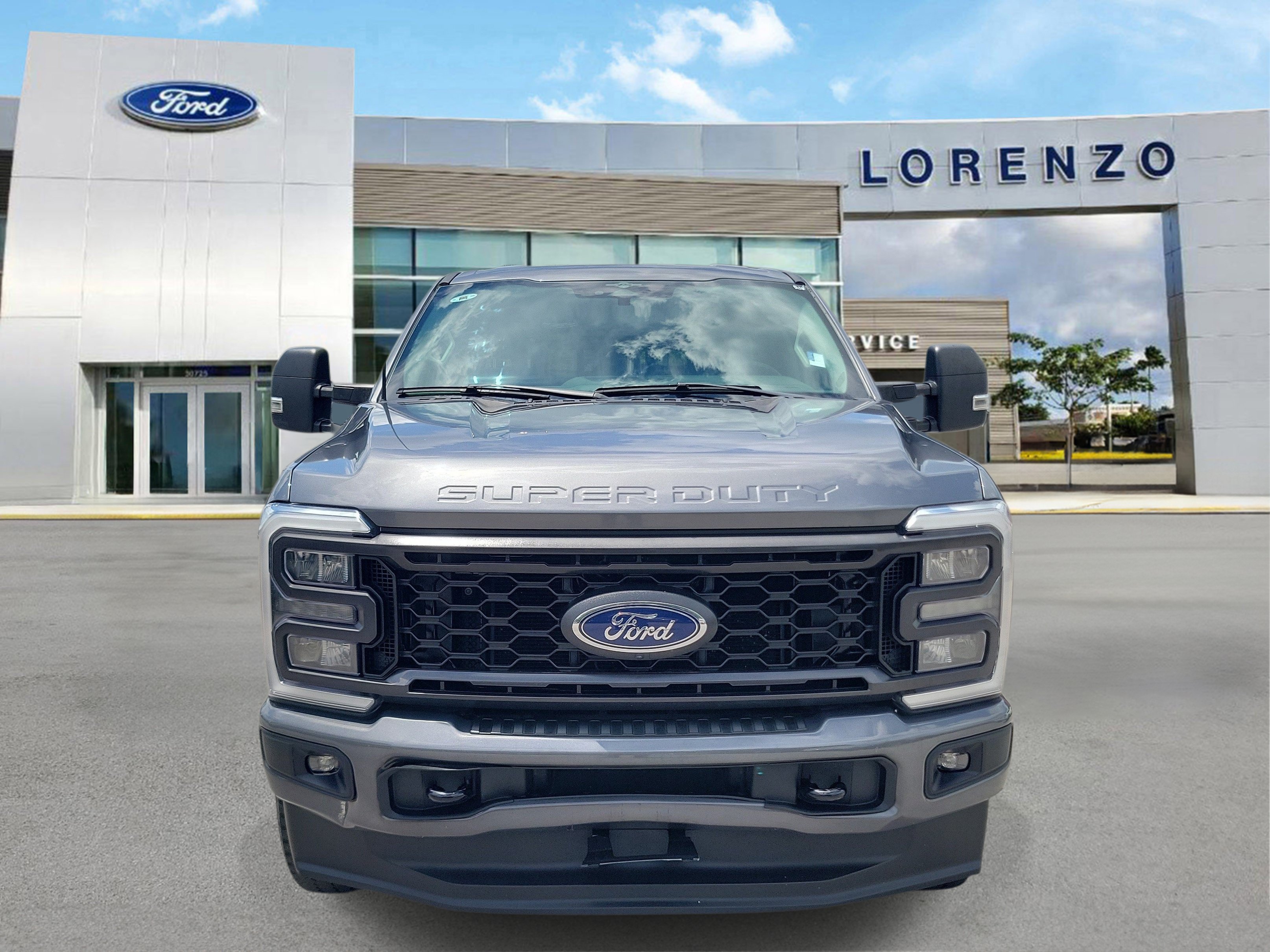 Used 2023 Ford F250 XL w/ STX Appearance Package AWD/4WD image 2