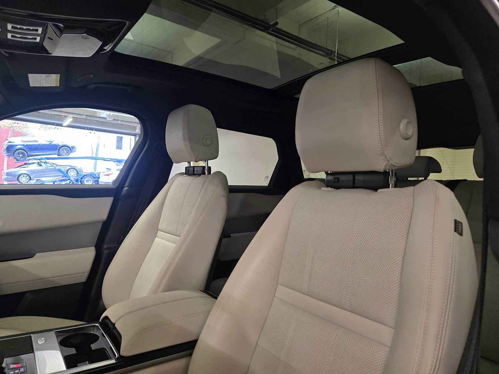 Certified 2023 Land Rover Range Rover Velar R-Dynamic S image 26