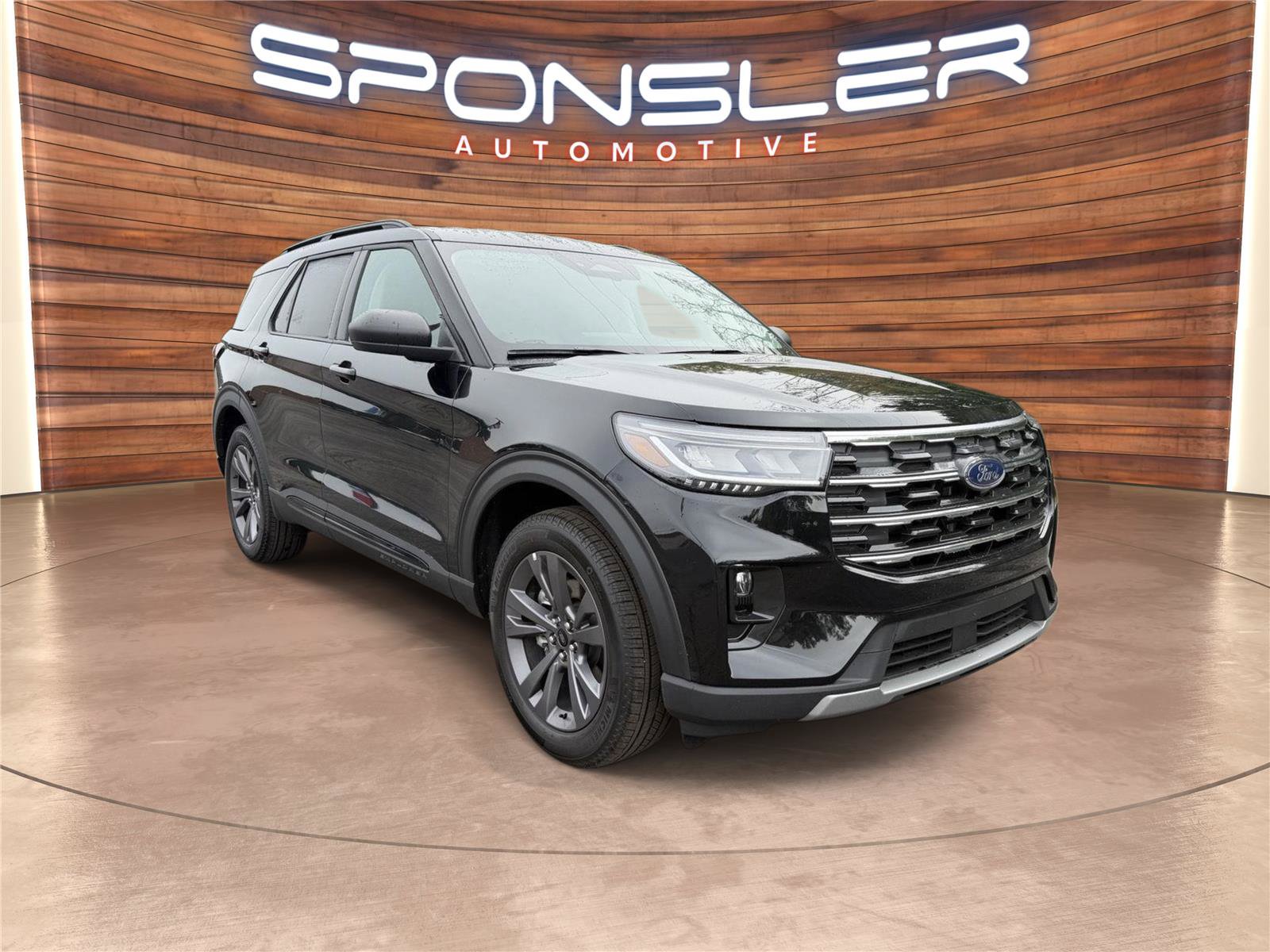 New 2026 Ford Explorer Active w/ Active Comfort Package AWD/4WD image 8